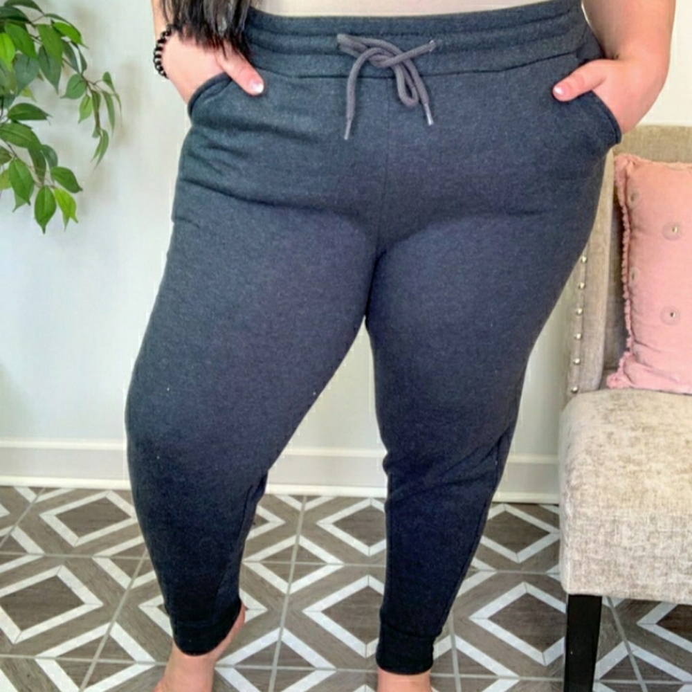 NWOT Zenana 1X joggers charcoal